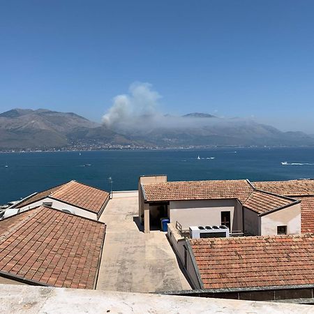 Appartamento Terrazza Vista Mare Gaeta Esterno foto