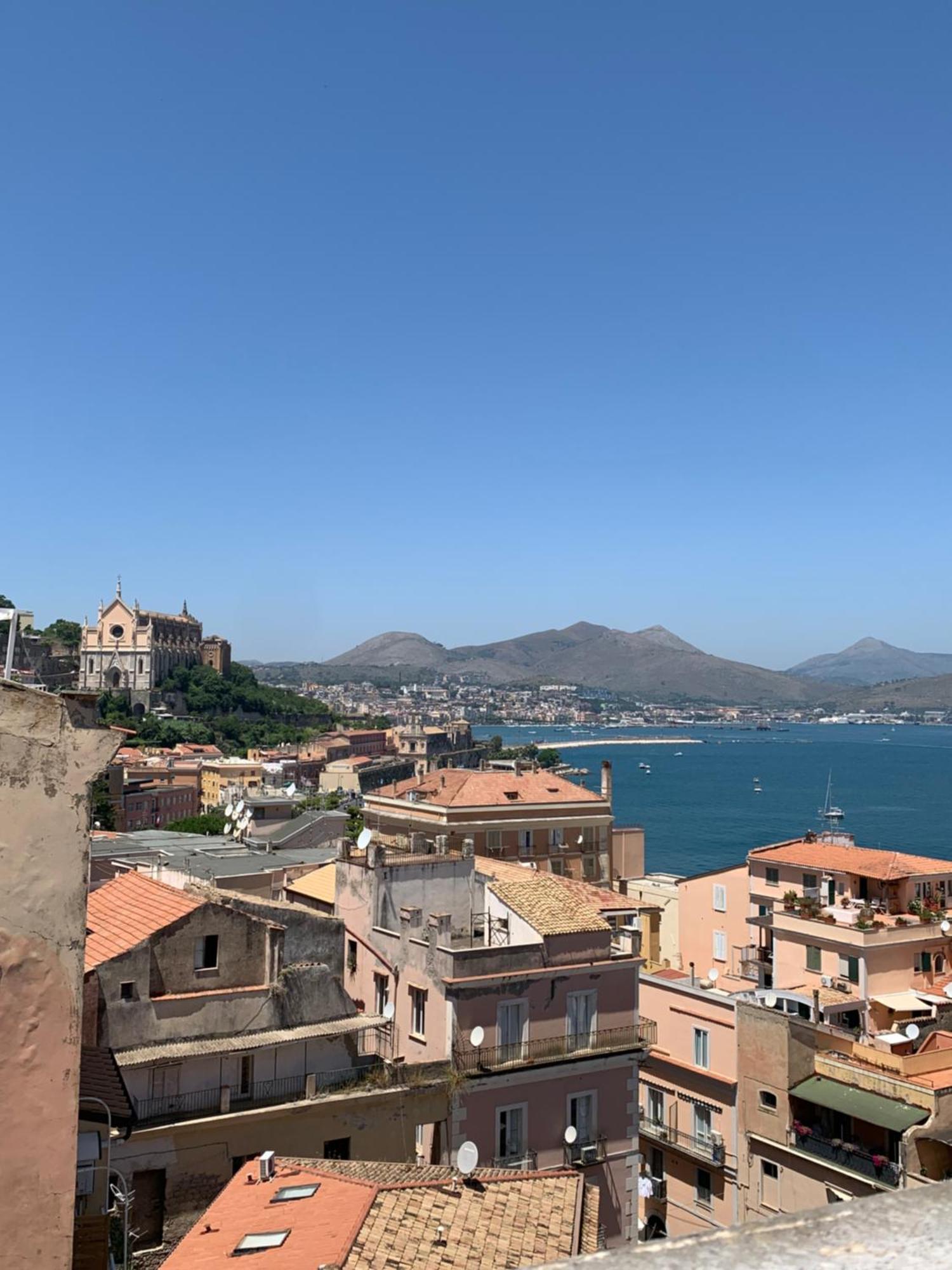 Appartamento Terrazza Vista Mare Gaeta Esterno foto