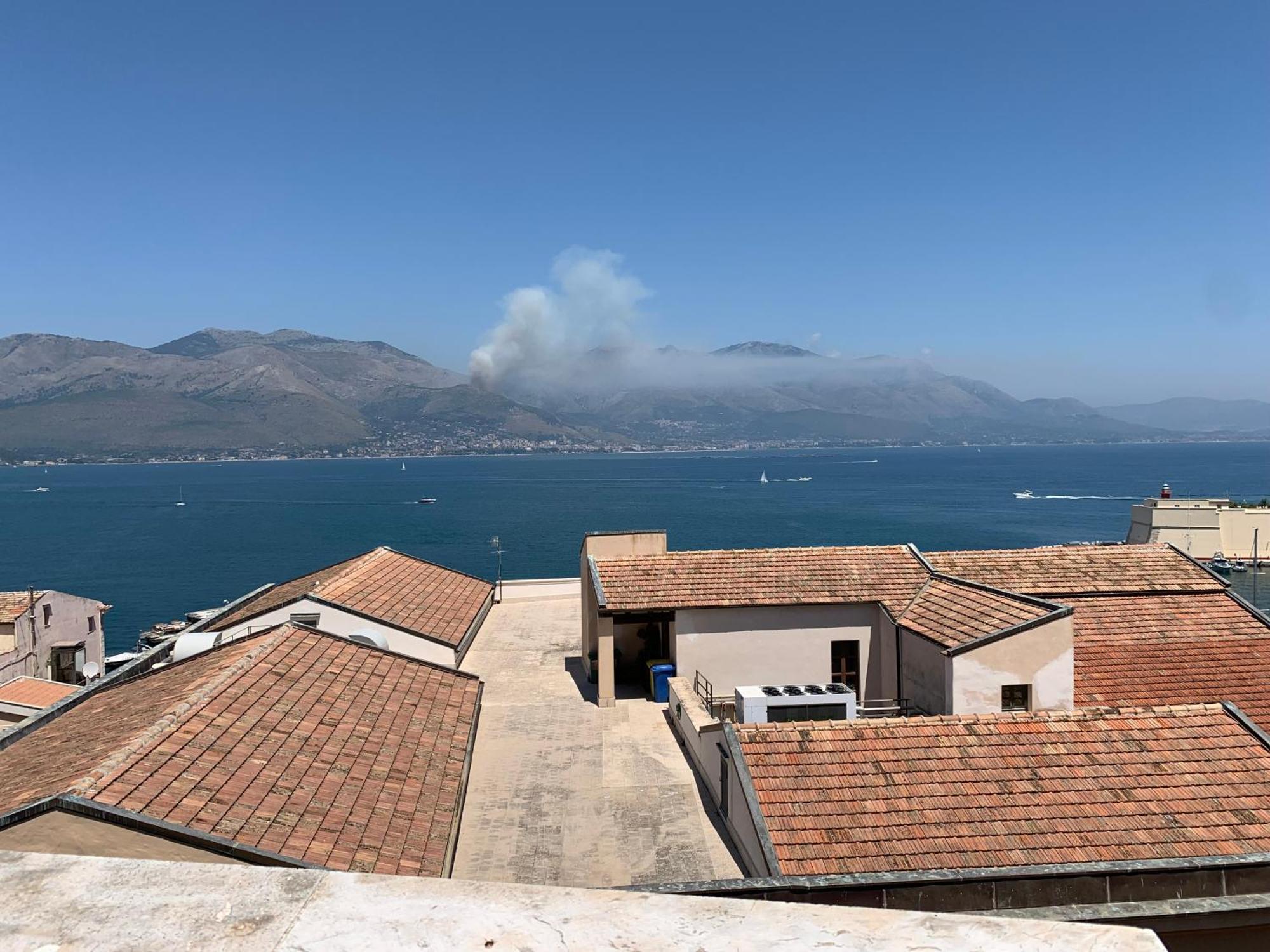 Appartamento Terrazza Vista Mare Gaeta Esterno foto